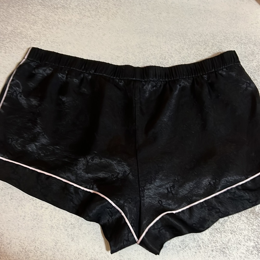 Victorias secret  Pajama bottoms used one time - Picture 3 of 3